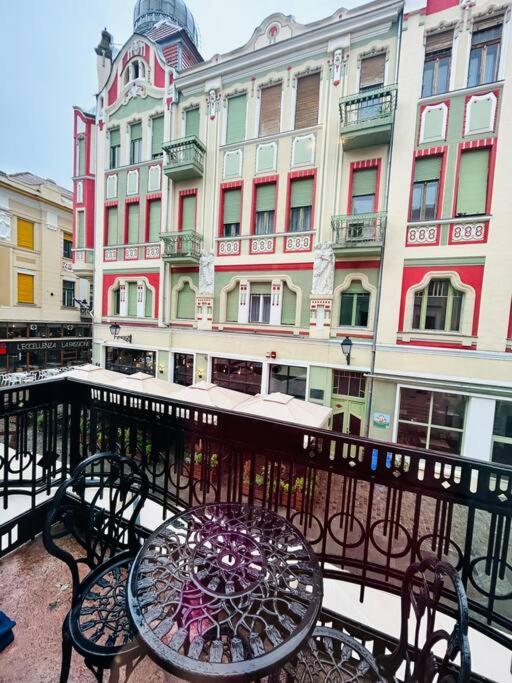 شقة Hidden Gem In The Old Town تيميشورا المظهر الخارجي الصورة